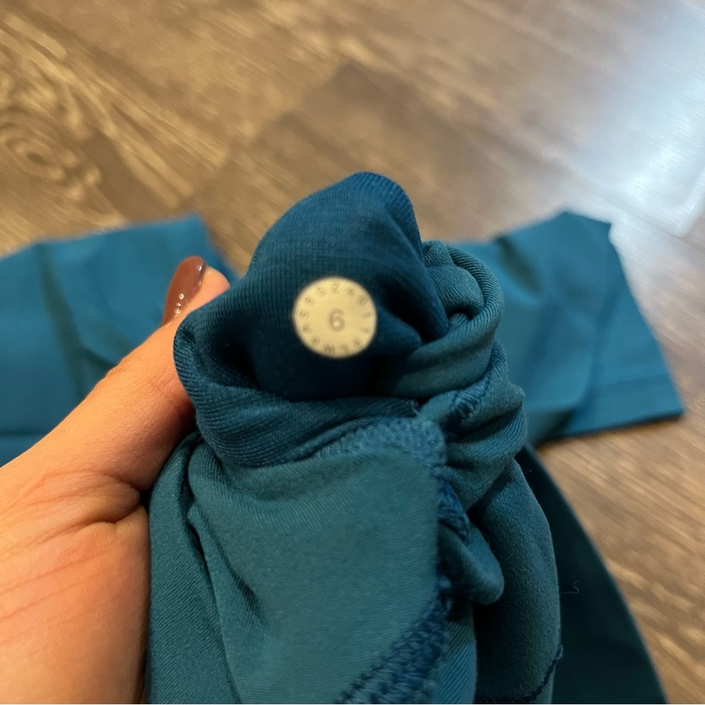 Lululemon Align - Picture 3 of 5